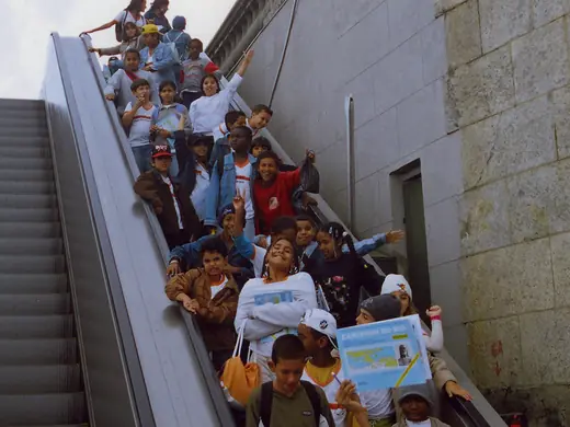 Alunos da E. M. Levy Neves no passeio Caminhos do Rio.
